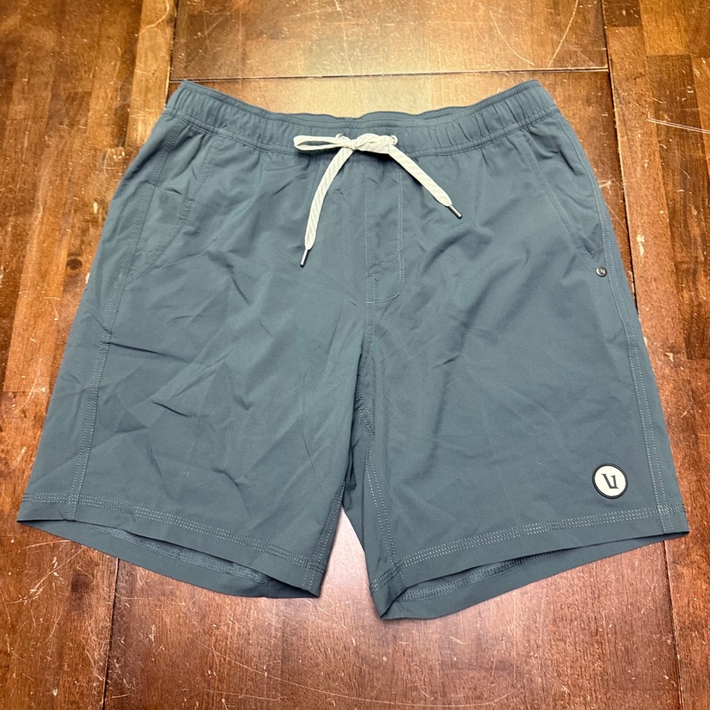 Vuori Kore Short Mens M Charcoal Grey Lined Performance Athletic V302